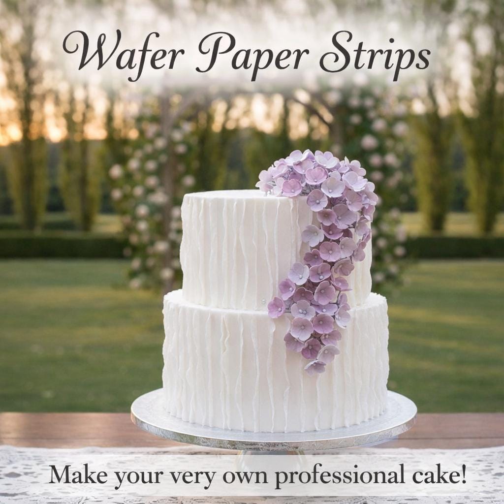 Pre-cut edible wafer paper ruffle strips for cake decorating, white flexible strips used to create elegant pleated textures on wedding, birthday, and celebration cakes. Wafer paper cake decor strips measuring 21 cm by 2 cm, designed for fondant or buttercream application. Ideal for creating layered ruffle effects and smooth cake borders, packaged in food-safe sealed bag for baking and dessert decoration use.